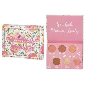 Beautaniq Beauty Bloom Blush Palette NIB